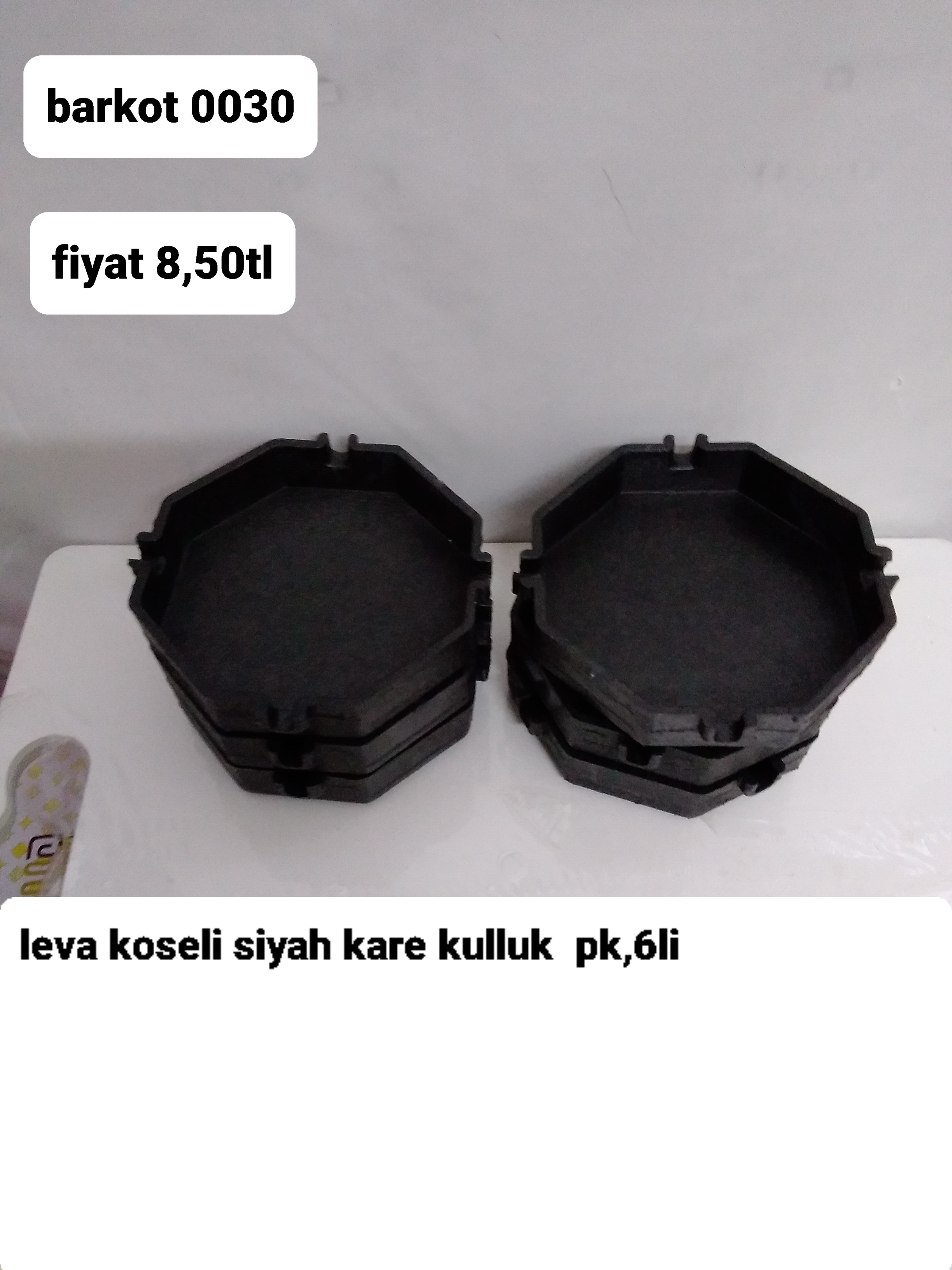 LEVA KÖŞELİ SİYAH KARE KÜLLÜK 0030