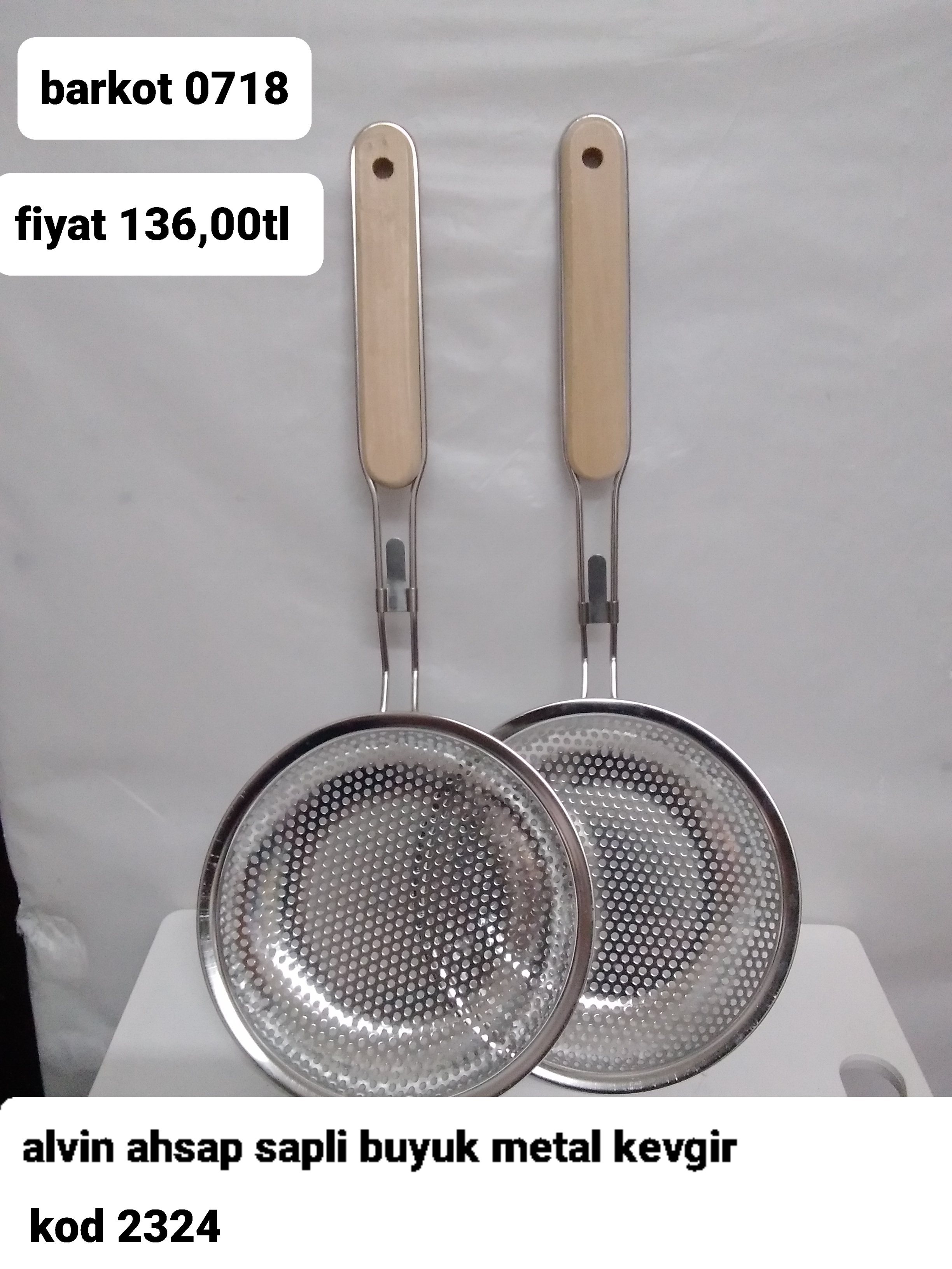 ALVIN AHŞAP SAPLI BÜYÜK METAL KEVGİR 0718